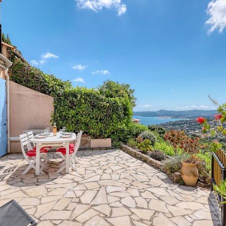 Exceptional View In Saint-Clair For 4 People Lägenhet Le Lavandou Exteriör bild
