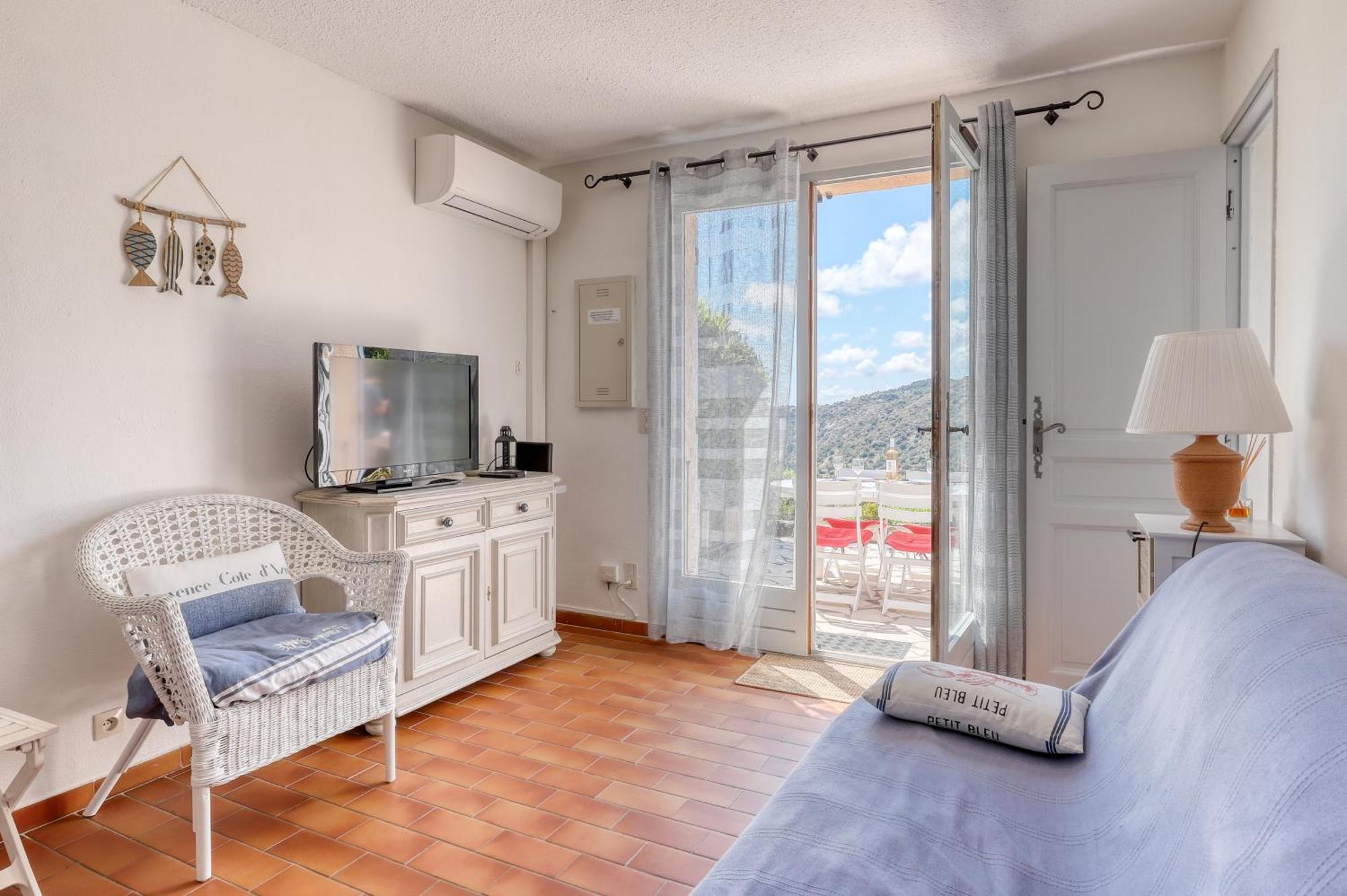 Exceptional View In Saint-Clair For 4 People Lägenhet Le Lavandou Exteriör bild