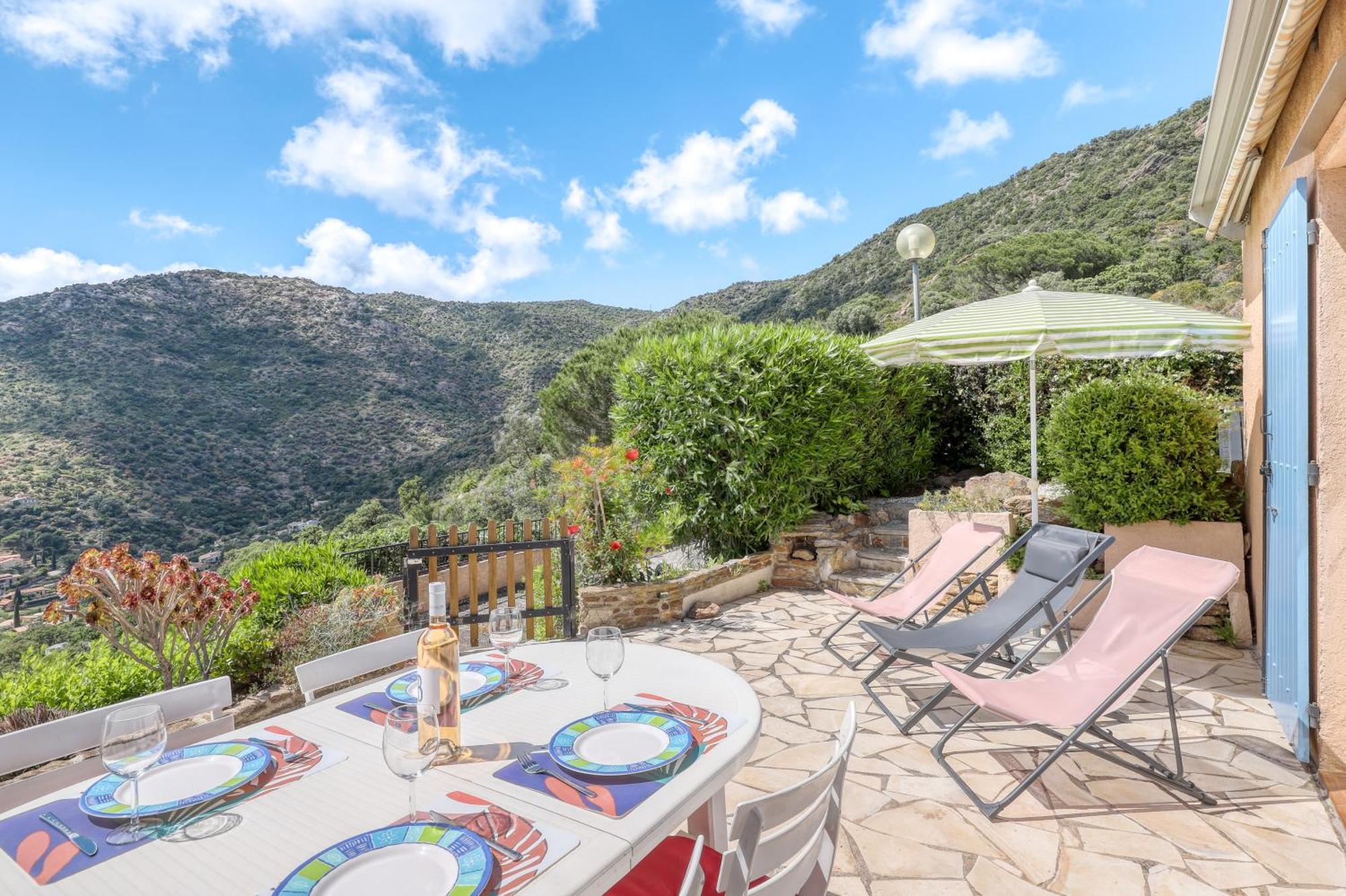 Exceptional View In Saint-Clair For 4 People Lägenhet Le Lavandou Exteriör bild