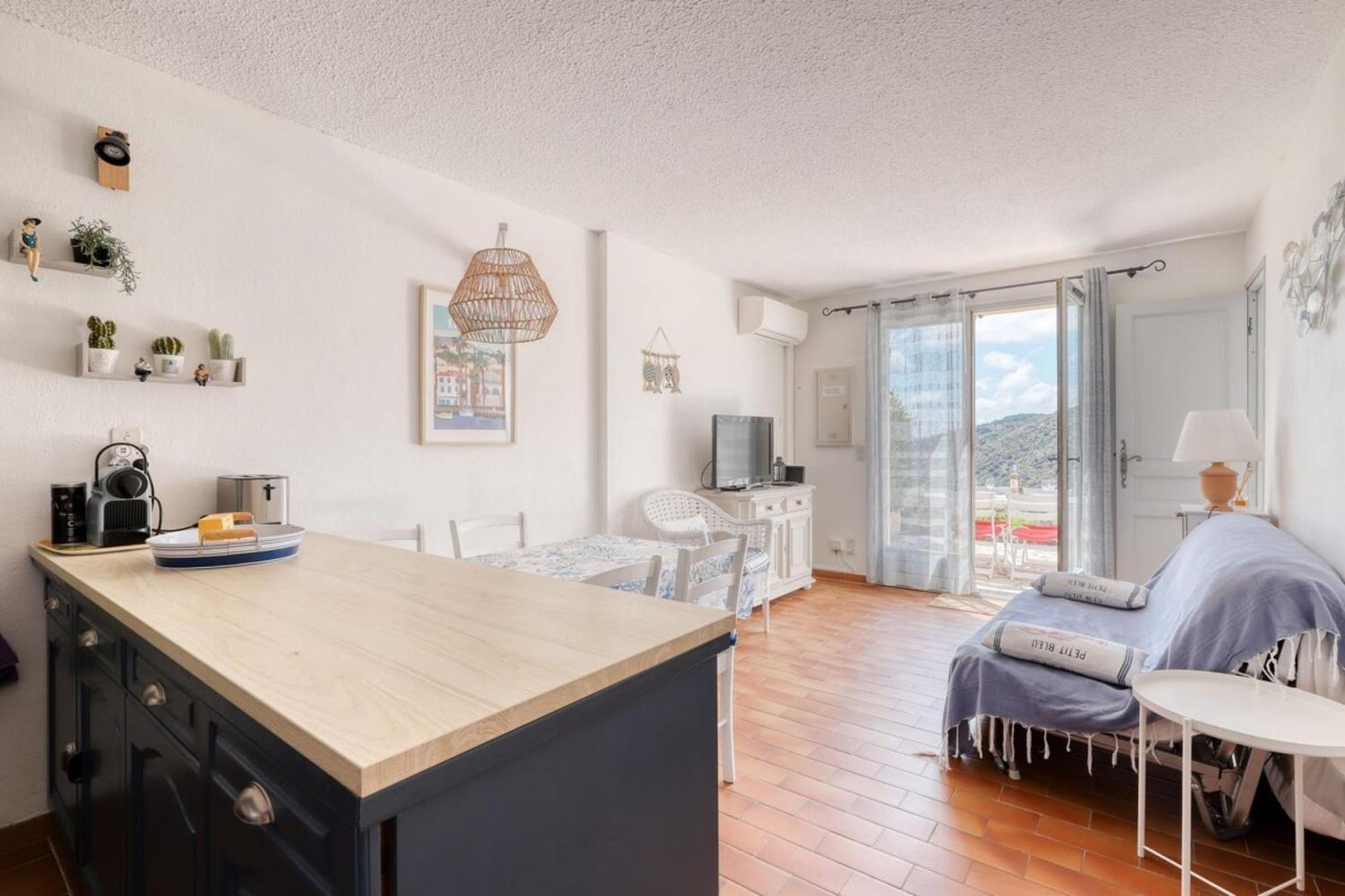 Exceptional View In Saint-Clair For 4 People Lägenhet Le Lavandou Exteriör bild